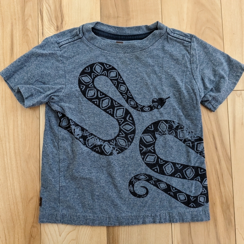 Tea Collection Snake T-shirt 2T 100% Cotton